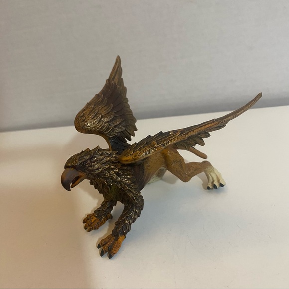 Set of 6 Safari LTD Hand-Painted Mythical Creature Figure Toys - Picture 8 of 16